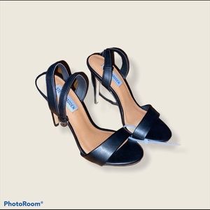 Steve Madden black leather heels